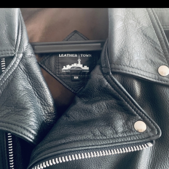 🔥Vintage Genuine Leather Biker Jacket🔥 - Picture 3 of 4